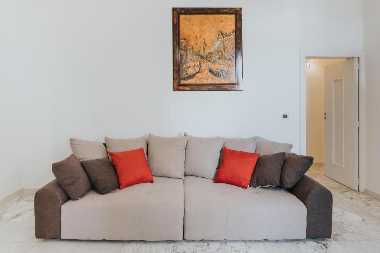 B&B Nuovo Reale - Centro Storico Lecce Eksteriør billede