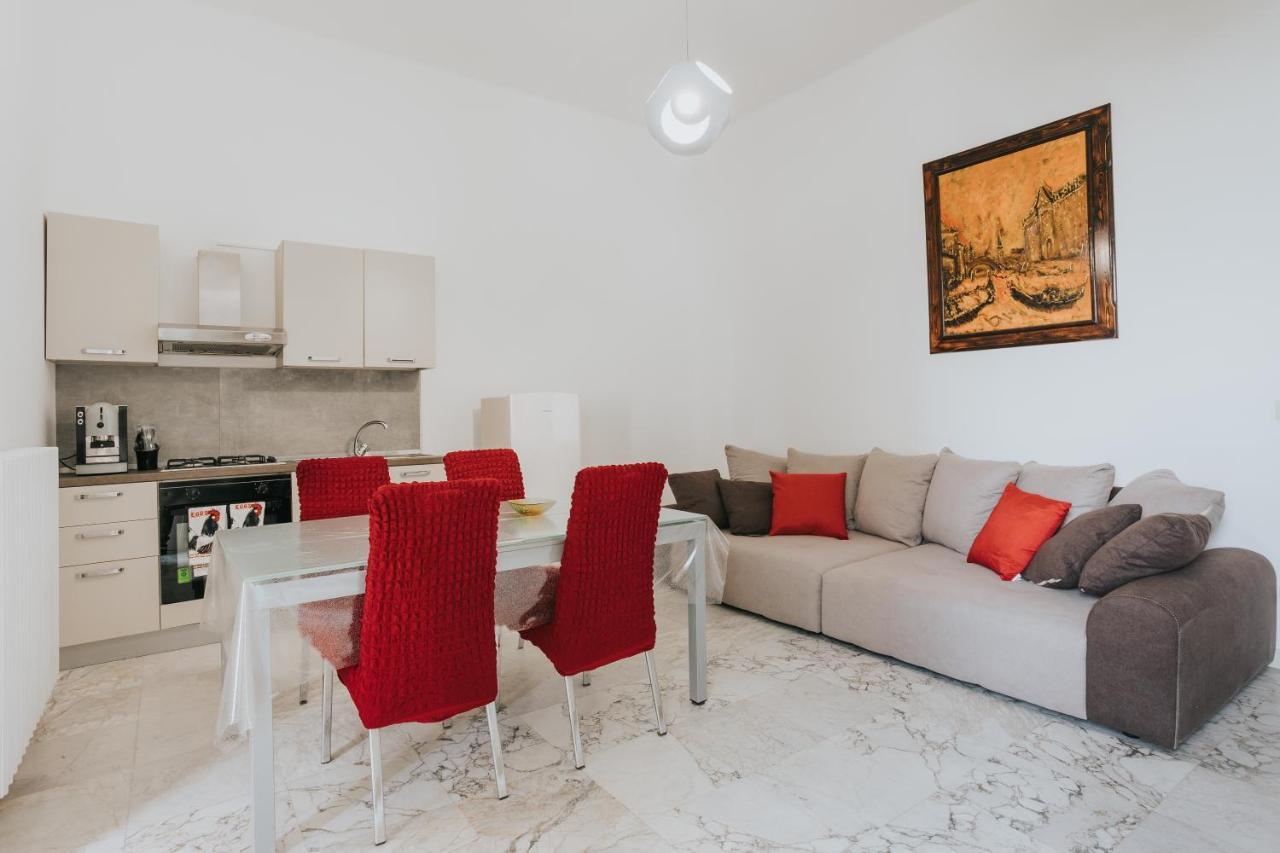 B&B Nuovo Reale - Centro Storico Lecce Eksteriør billede